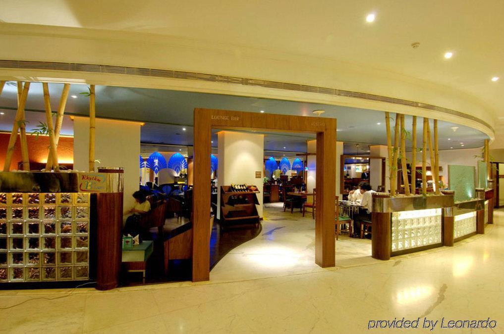 מומביי Ramee Guestline Hotel Juhu מראה פנימי תמונה