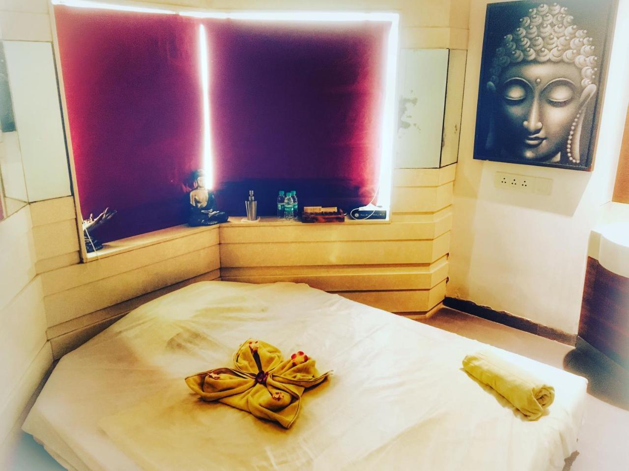 מומביי Ramee Guestline Hotel Juhu מראה חיצוני תמונה